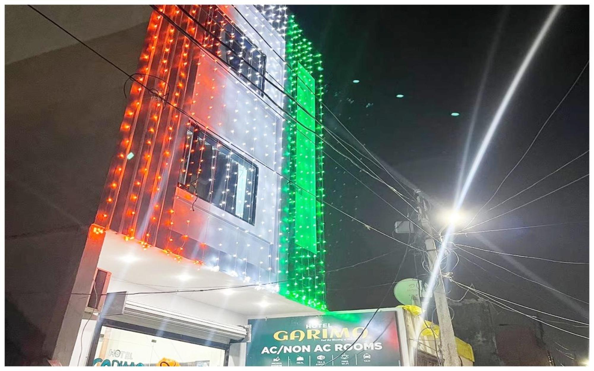 Premium Hotel Ujjain - G A R I M A - Near Mahakal Temple And Rivar - Railway Station - Hygiene & Spacious Room - With Wifi- And Parking Facilities - Best Hotel In Удджайн Екстер'єр фото